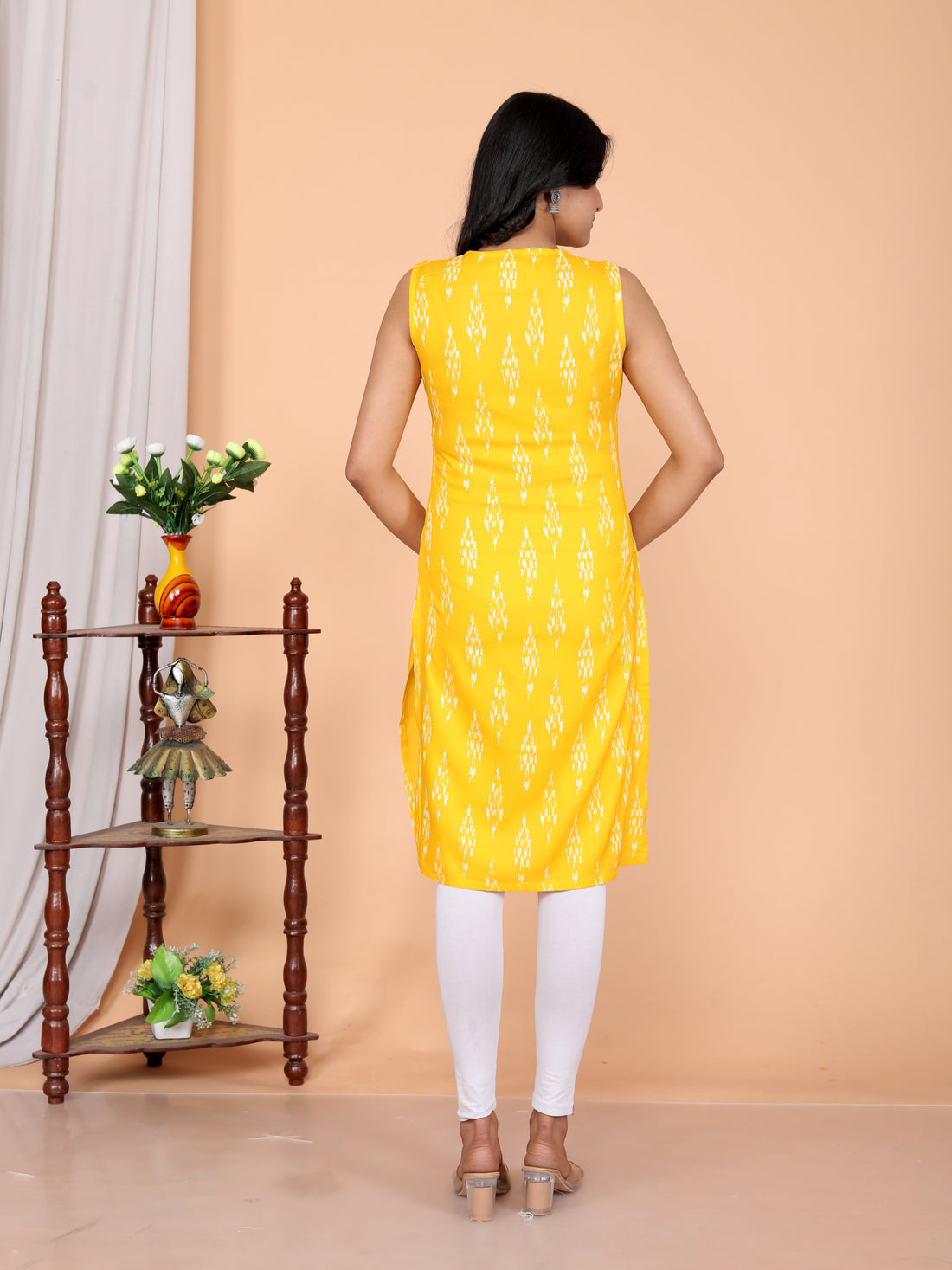 Women Yellow Printed Rayon Sleeveless Round Neck Calf Length Rayon Cotton Straight Single Kurta