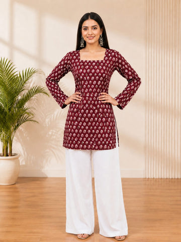 Bibhatsu Apparels Women's Maroon Printed Straight Kurti | Square Neck | Full Sleeves | Casual & Office Wear |Cotton Kurti